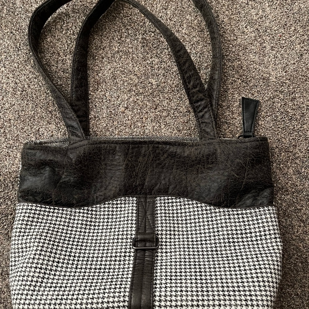 Black and White Houndstooth Women's Bag